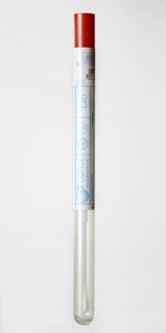 Sterilní tampón Dacron (popř. z umělého hedvábí)